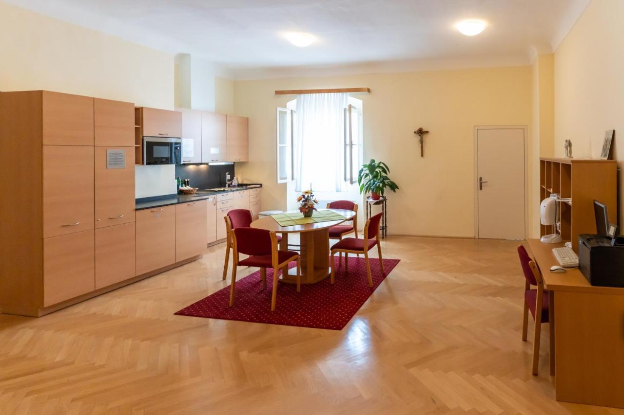 Im Priesterseminar Gasthof