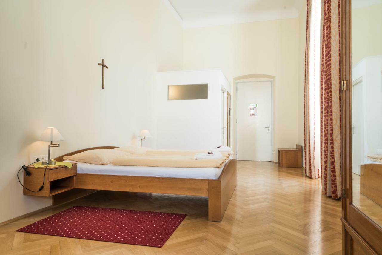 Im Priesterseminar Gasthof Salzburg