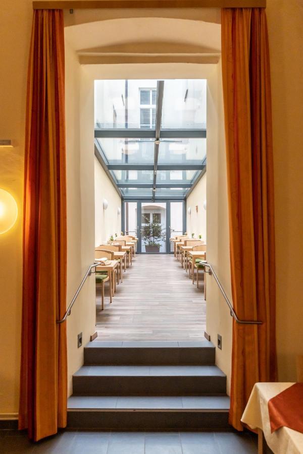 Gaestehaus Im Priesterseminar Penzion 3*